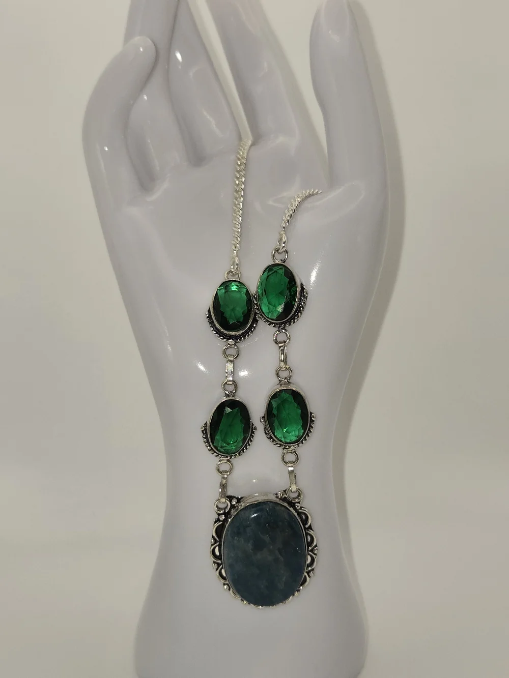 Handmade Apatite & Green Quartz Necklace - Picture 6 of 8